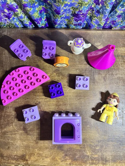 LEGO DUPLO Disney Princess Belle’s Tea Party Bulk Lot w/ Belle Lumière 2+ incomp