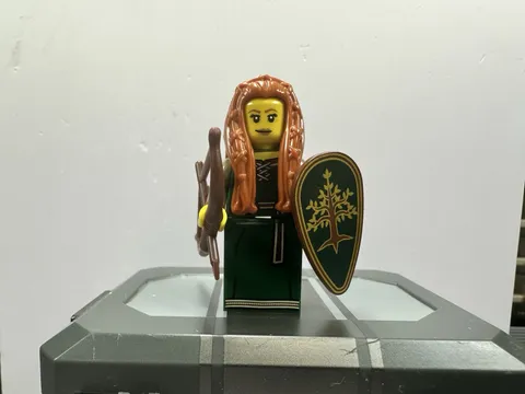 Lego Series 9 Collectible Minifigures 71000 - Forest Maiden With All Accessories