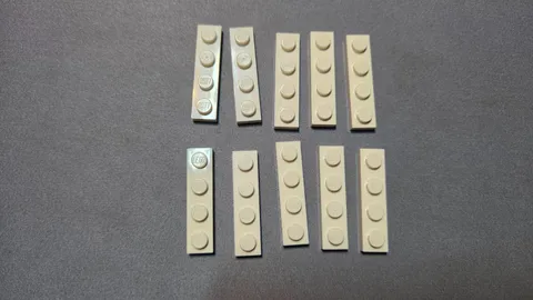LEGO Loose Lot (10 Pieces): 3710 - White 1x4 Plate [NEW]