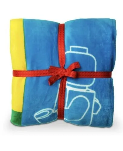New LEGO Fleece Blanket 5007622 VIP Promotional Gift Exclusive Throw Sealed NIP