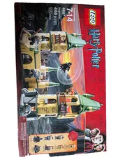 Lego HARRY POTTER  4867  HOGWARTS  -  466 pieces  NEW in Box