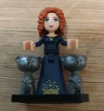 Lego Merida Disney Brave Minifigure W/ 2 Bear Cubs No Box/ Manual