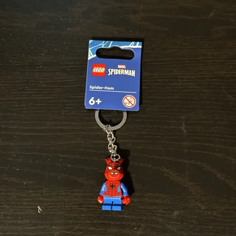 New Lego Minifigure Key Chain 854077: Spider-Ham - Spider-Man Stocking Stuffer
