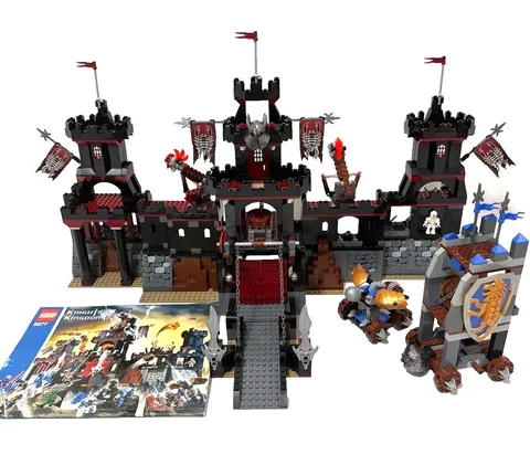 LEGO 8877 Vladek's Dark Fortress Castle Knights' Kingdom 2005 without Minifigure