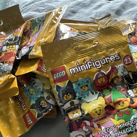 LEGO Minifigures Series 23 71034 Mystery Bag Foil Pack Lot of 8