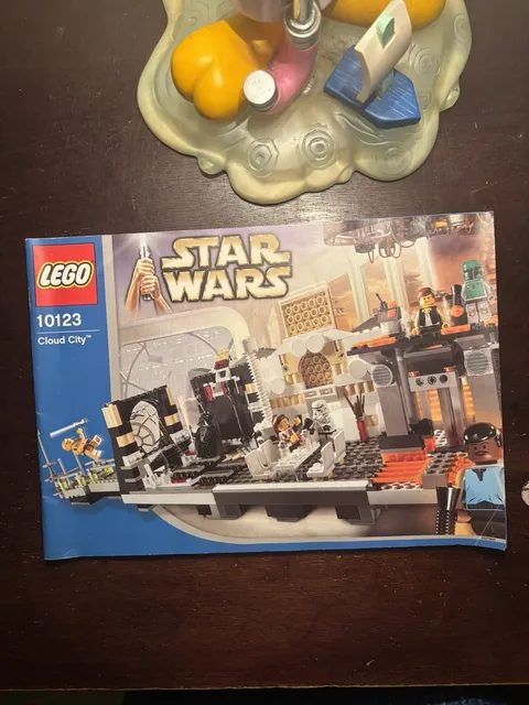 Vintage Lego Star Wars : CLOUD CITY #10123 - 2004 (Manual Book Only) Rare