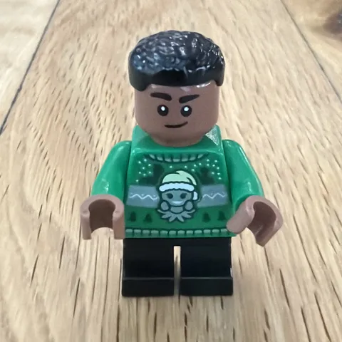 LEGO Minifigure: Blaise Zabini - Green Holiday Sweater, Black Short Legs (hp595)
