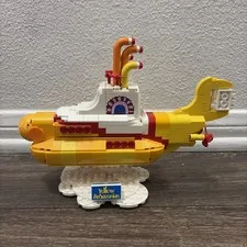 LEGO Ideas: The Beatles Yellow Submarine (21306) - Submarine ONLY - NO MINIFIGS