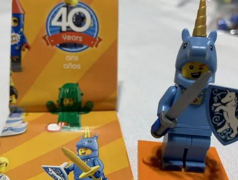Lego Unicorn Guy 71021 Collectible Series 18 Minifigures