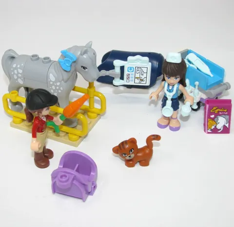 Lego Friends Gray White Spots Horse Saddle Reins Riding Helmet Pants Minifigures