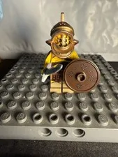 Gladiator - LEGO Series 5 Collectible Minifigure (2011)
