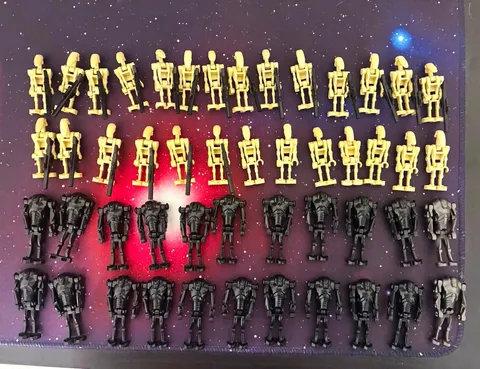 27 LEGO Star Wars Battle Droid & 22 Super Battle Droid Minifigures