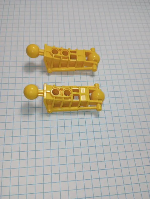 2 Lego 47297 Yellow Bionicle Toa Metru type Leg Lower Section Genuine WYSIWYG