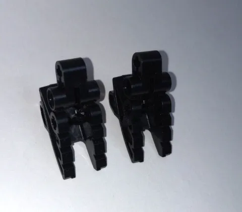 2 Bionicle Lego 41668 in Black Foot Feet with Ball Joint Socket Genuine Retired