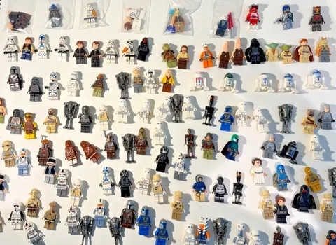 $30 LEGO STAR WARS MINIFIGURES - Randomly Selected Blind Bag - See Description