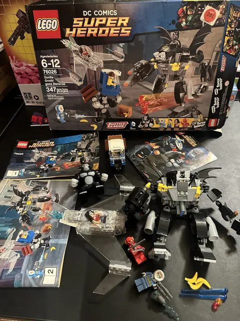 LEGO DC Comics Super Heroes Gorilla Grodd Goes Bananas 76026 347pcs 100%Complete
