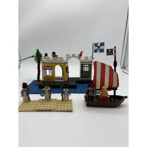LEGO Pirates Lagoon Lock-Up 6267 Vintage 1991 Set Incomplete Minifigures Boat