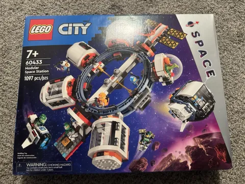 LEGO City Space 60433 Modular Space Station Set 1097 pcs