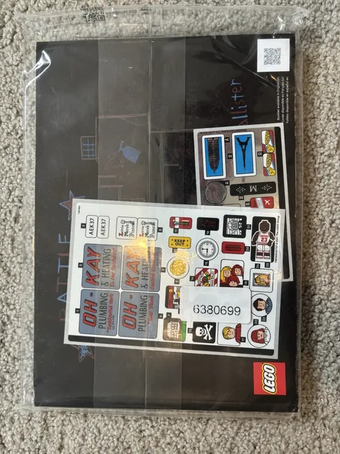 SEALED LEGO Ideas Home Alone 21330 - Manual & Stickers