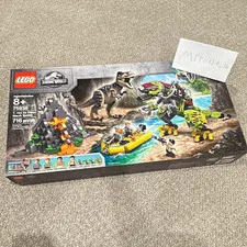 LEGO Jurassic World 75938 T. rex vs Dino-Mech Battle 716 pcs Slightly Damaged