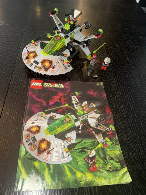 LEGO Space UFO: Warp Wing Fighter (6915) 100% Complete w/ Manual & Minifigs
