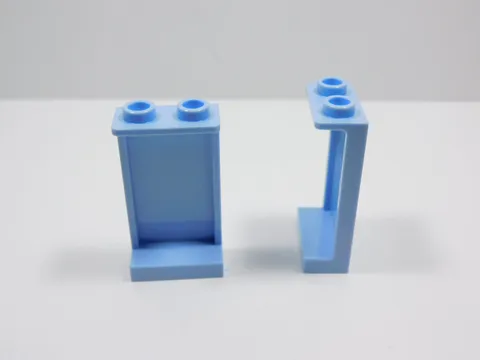 LEGO Lot of 2 Bright Light Blue 1x2x3 Wall Panels Q7
