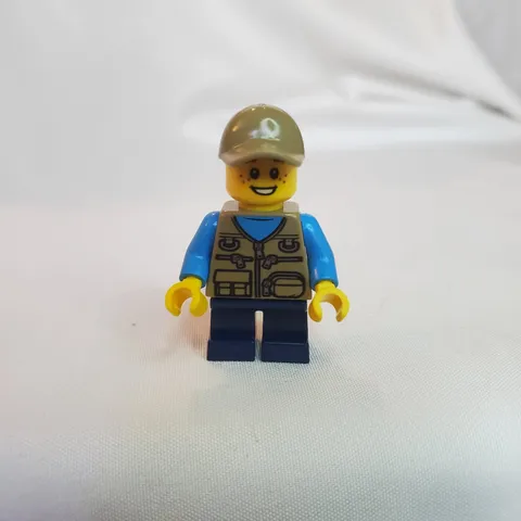 Lego City Camper Boy / Child minifig Minifgure Hat