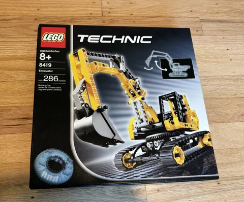 LEGO 8419 Technic Excavator NISB Retired Rare