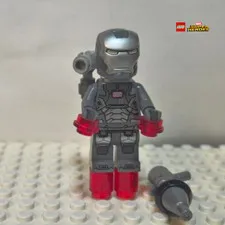 LEGO Marvel War Machine Minifigure SH066 76006 Genuine Helmet & Blaster