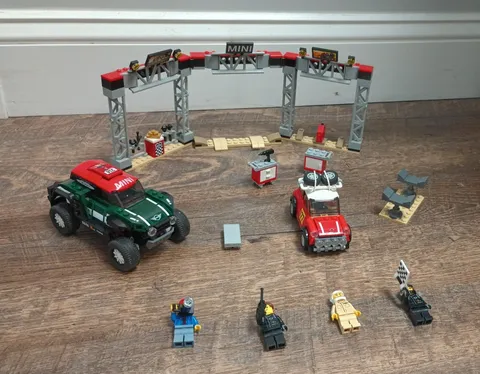 LEGO Speed Champions 75894 1967 Mini Cooper S & 2018 MINI JCW Buggy 481pc