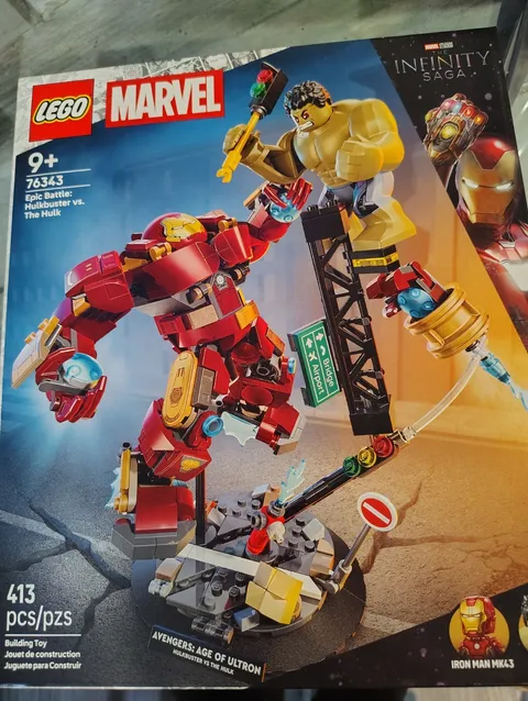 LEGO Marvel Epic Battle Hulkbuster vs. The Hulk 76343 Complete Set 413 Pieces