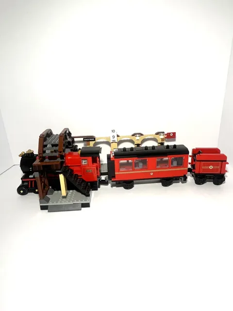 LEGO Harry Potter Hogwarts Express 75955 99% Complete w/ Instructions NO FIGURES