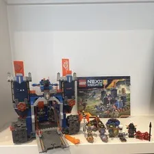 LEGO NEXO KNIGHTS The Fortrex 70317