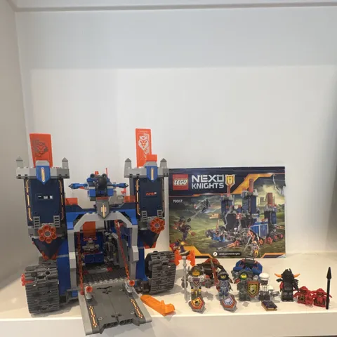 LEGO NEXO KNIGHTS The Fortrex 70317