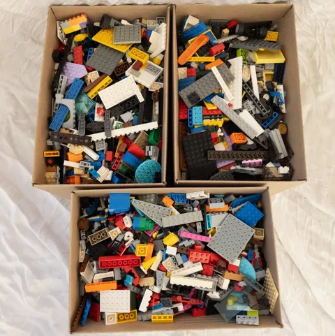  10 lbs LEGO Bulk Lot Random Bricks Plates Specialty Parts Mixed Pieces Cleaned 