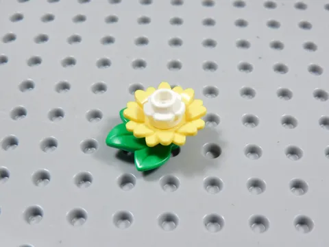LEGO Yellow w/ White Flower Plants Sunflower Minifig BI