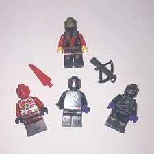 LEGO NINJAGO Minifigure Lot of 4 with Accessories Red Blade & Crossbow