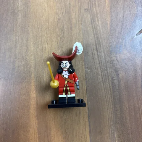 LEGO DISNEY Series 1 Collectible Minifigures 71012 Retired - Captain Hook