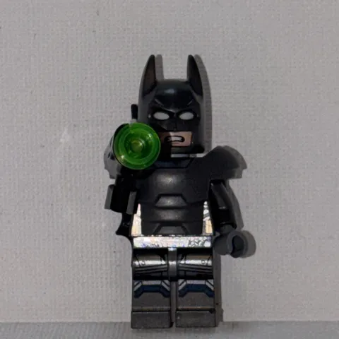 LEGO Batman Minifigure Plastic Figure with Batarang & Blaster Accessories