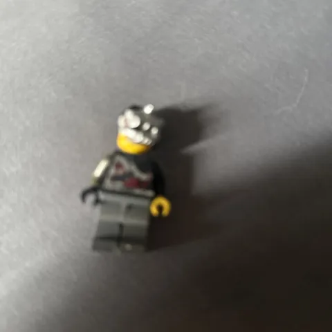 LEGO Ninjago Rebooted CYRUS BORG (Overborg) minifigure njo0088 70722 Exclusive