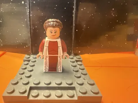 LEGO Princess Leia Minifigure - 75222 Star Wars Bespin / Cloud City Sw0972