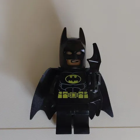 LEGO Batman Black Suit Minifigure Figure