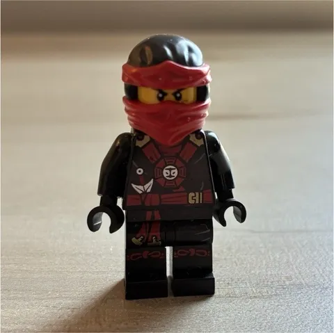 LEGO NINJAGO Kai Deepstone Armor - Possession Minifigure njo0153
