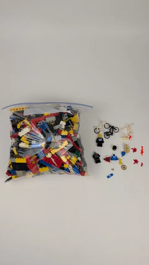 2 Pounds  7 oz  Bulk LEGO Mixed Parts & Pieces Loose Legos Lot Of 99% legos