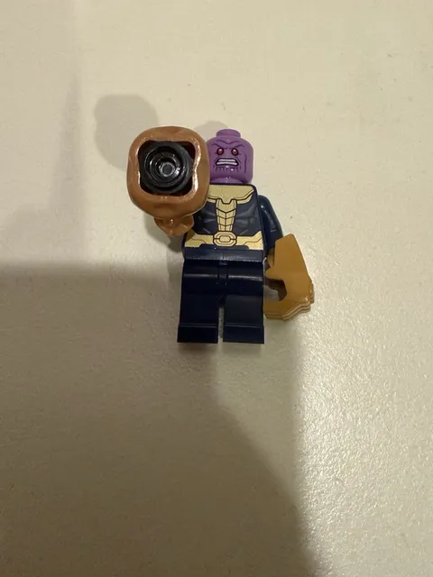 New LEGO® Thanos Minifigure  - Marvel Advent Calendar 2021 - 76196