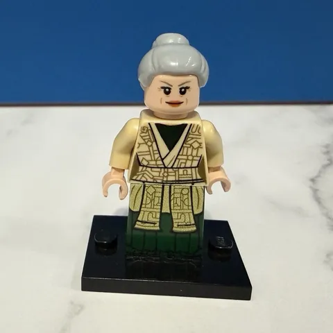 LEGO Jocasta Nu Star Wars Attack of the Clones Jedi Custom Minifigure