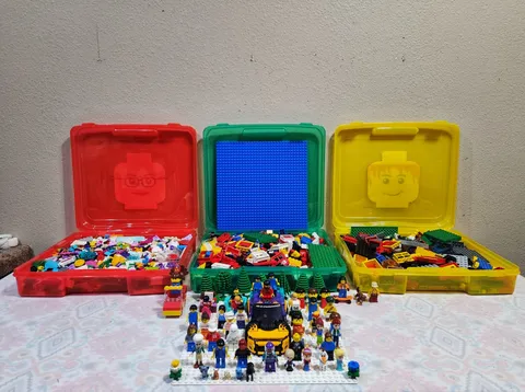 LARGE Lot Of Random LEGO'S & Vintage LEGO'S & TYCO Blocks W/42 Mini Figures