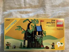LEGO Forest Hideout 40567 258pcs 18+ Castle System Limited Edition Box