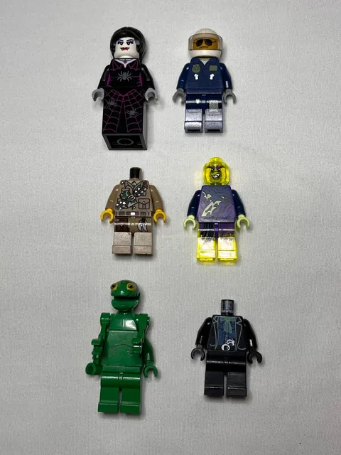 LEGO Minifigure Lot 6 Pack Spider Lady Alien Frenzy Ninja Pirate Police More