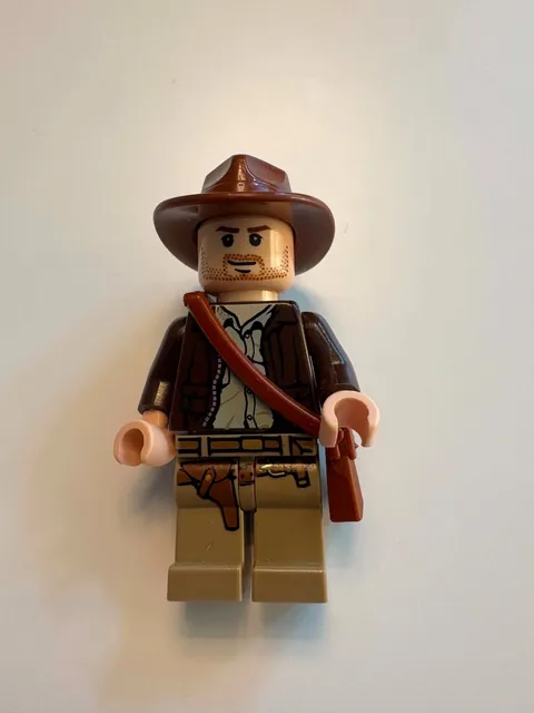 LEGO Indiana Jones | Indiana Jones (Dark Brown Jacket) - Item No: iaj001